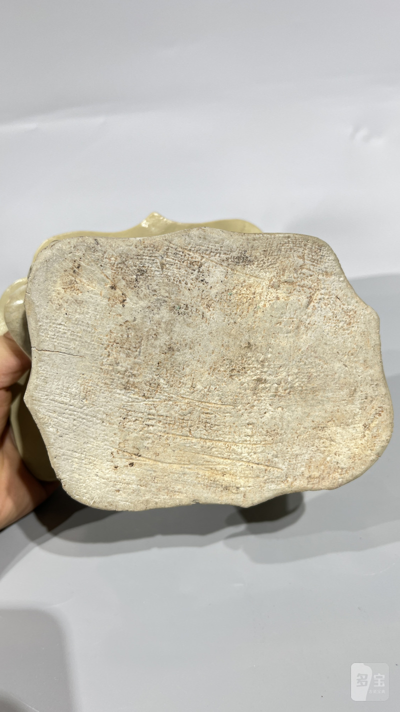明 青白瓷狮枕 - 图6